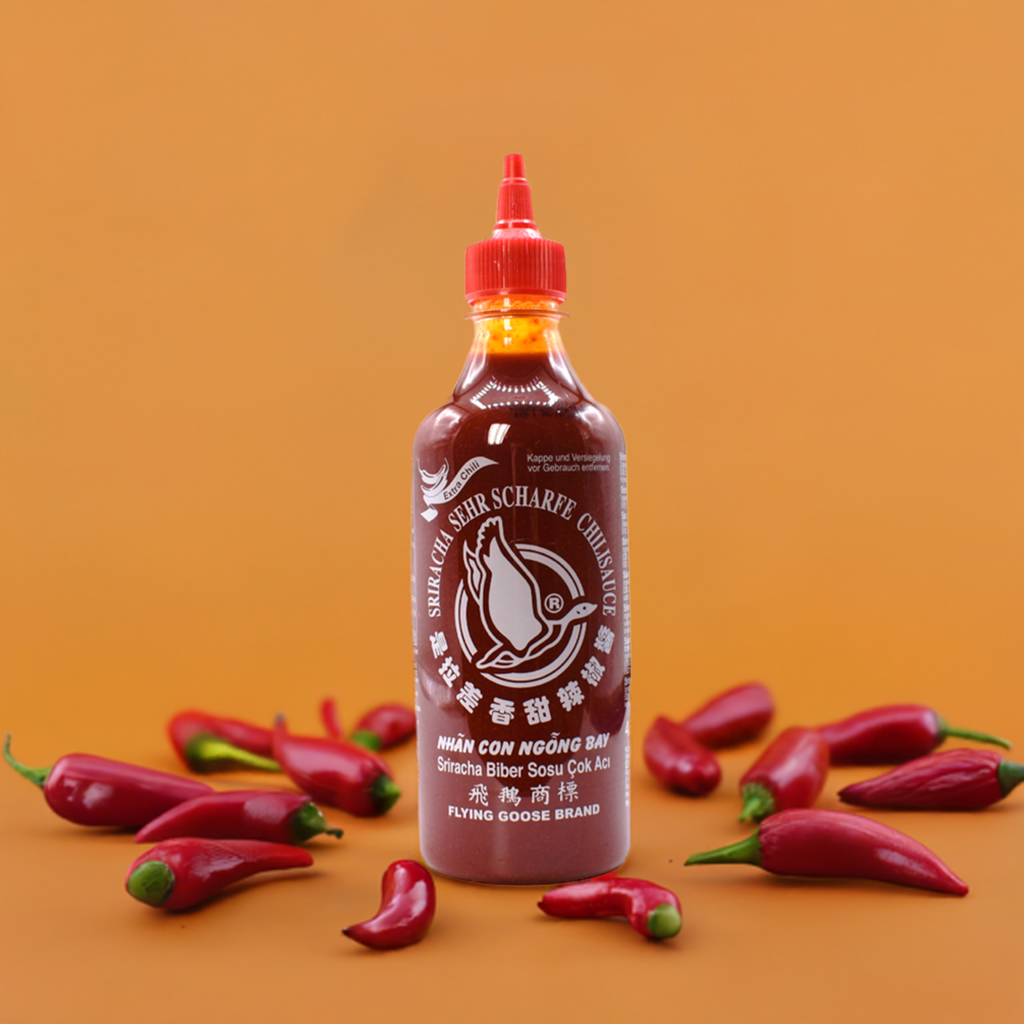 Flying Goose Sriracha chili sauce hot