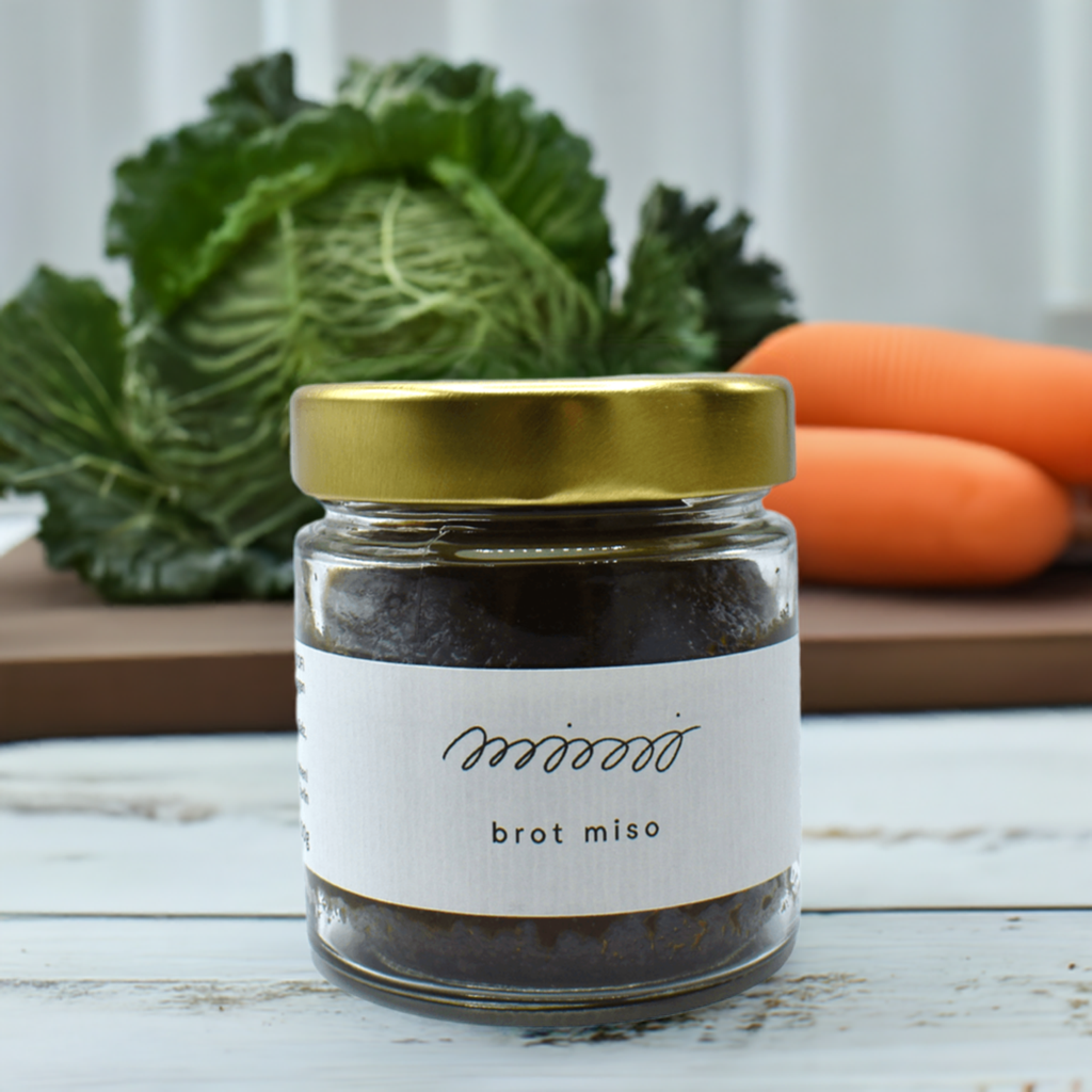 Brot Miso Stillife